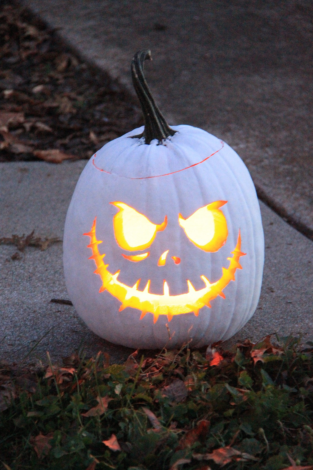 ¿Cómo tallar una calabaza para Halloween? Decoraciones, inspiraciones, faroles para el otoño.