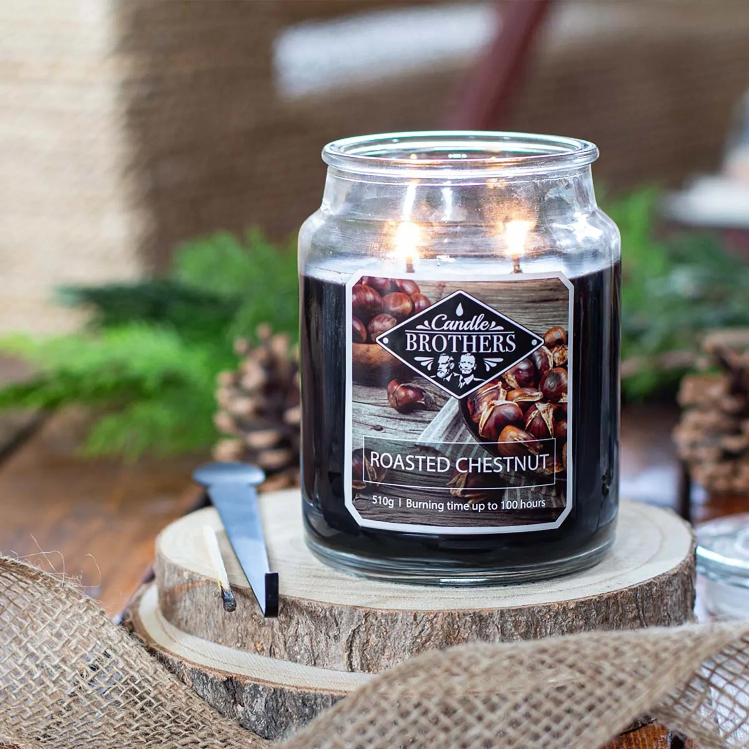 Roasted chestnut scented candle