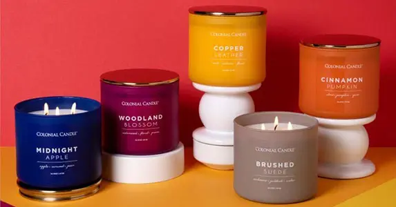 Höstens doftljus Colonial Candle från Pop Of Color-kollektionen