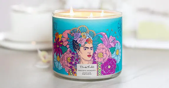 Atraskite Frida Kahlo kvapias žvakes Candle World