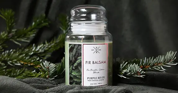 Velas con aroma a árbol de Navidad para entrar en ambiente festivo