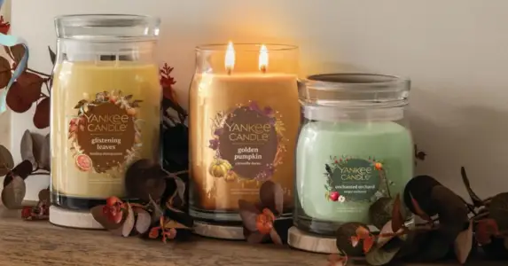 Nové vône sviečok Yankee Candle na jeseň a Halloween 2025!