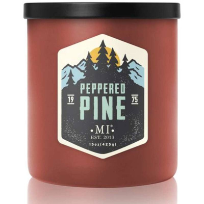 Sojová vonná svíčka pro muže Peppered Pine Colonial Candle