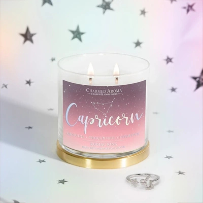 Candela profumata alla soia gioiello Charmed Aroma con anello in argento 12 oz 340 g - Segno zodiacale Capricorno