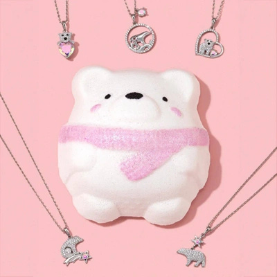 Badebombe mit Schmuck Halskette Charmed Aroma - Polar Bear