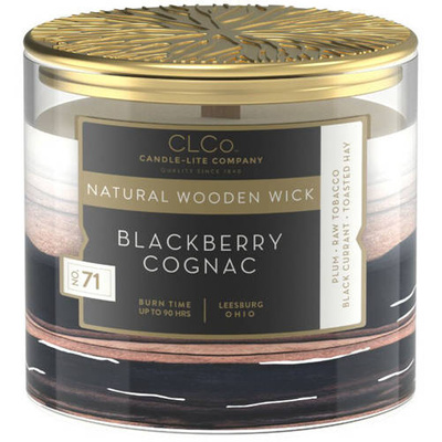 Candela profumata grande in vetro con stoppino in legno Blackberry Cognac Candle-lite 396 g