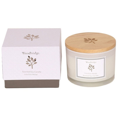 Grande bougie parfumée au soja dans un verre de lait à offrir emballée dans une boîte Lime Over Mango Woodbridge Candle 370 g