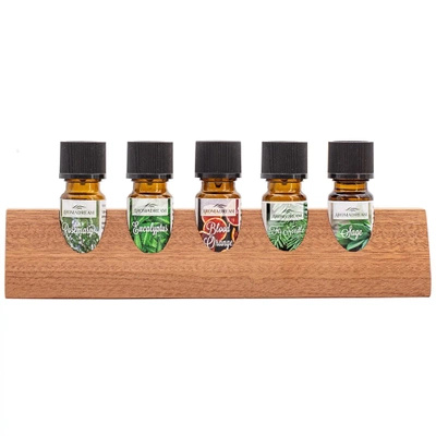 Coffret cadeau d'huiles essentielles dans une boîte Focused Mind Aroma Dream 5 x 10 ml - Romarin, Eucalyptus, Orange rouge, Aiguilles de sapin, Sauge