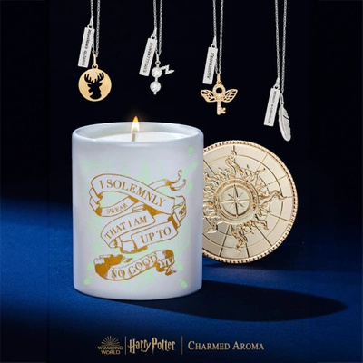 Harry Potter svíčka se šperkem Náhrdelník Marauderova mapa Marauder's Map Charmed Aroma