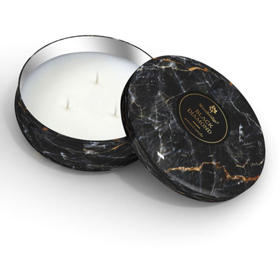 Candela grande profumata in marmo in scatola di metallo con tre stoppini Black Diamond Woodbridge Candle 470 g