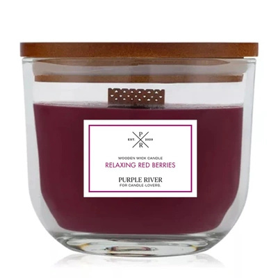 Vonná svíčka s dřevěným knotem Relaxing Red Berries 370 g Purple River Červené bobule