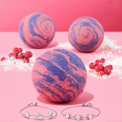 Charmed Aroma bombe de bain avec bijoux Frosted Cranberry - Bracelet