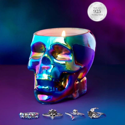 Candela con anello teschio di soia profumato Charmed Aroma Halloween - Enchanted Berry Skull