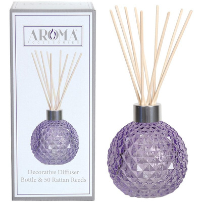 Bottiglia vuota viola con bastoncini diffusori in scatola di Woodbridge Candle